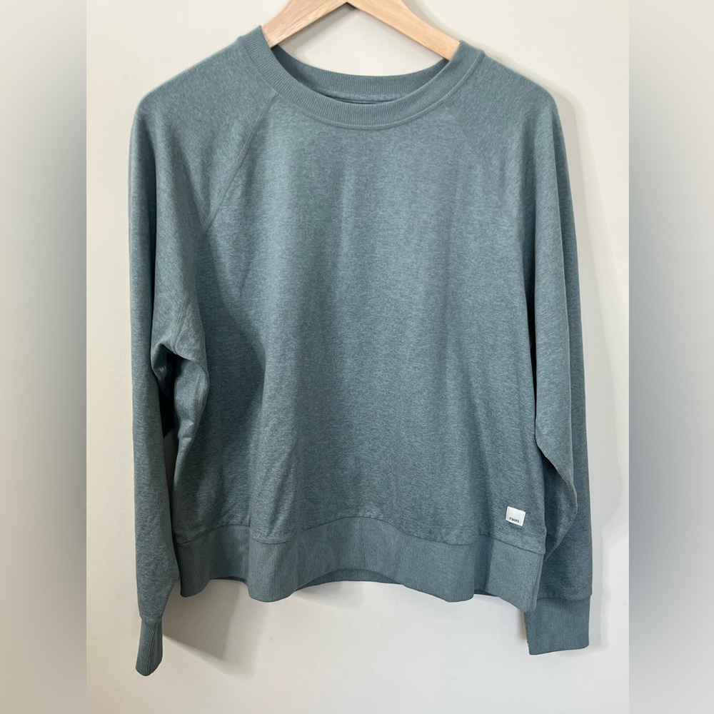 Vuori Lightweight Crewneck Sweatshirt in Green
